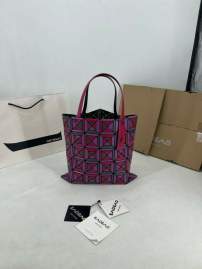 Picture of Issey Miyake Handbags _SKUfw186097250fw